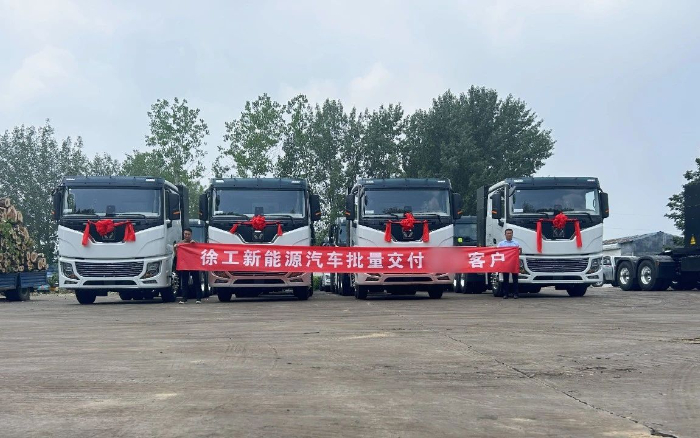 车队老板的“致富经”：“选择FH至尊，就是选择成功！”